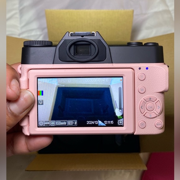 Pink 4K Digital Camera, 56MP Camera with 180° Flip Screen, - Picture 16 of 17